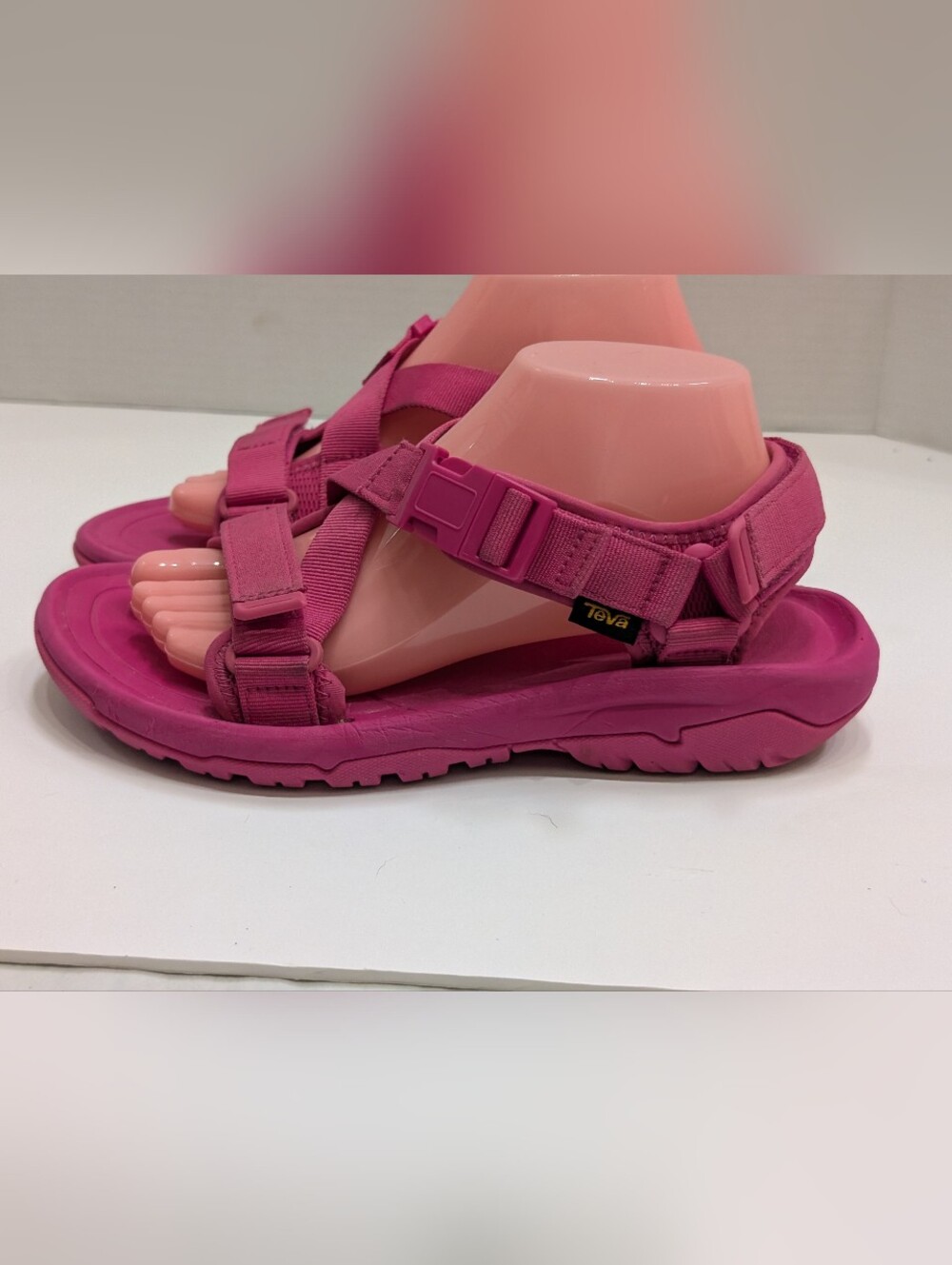 Teva Women's 9 Hurricane Verge Pink Sporty Sandals Adjustable D2